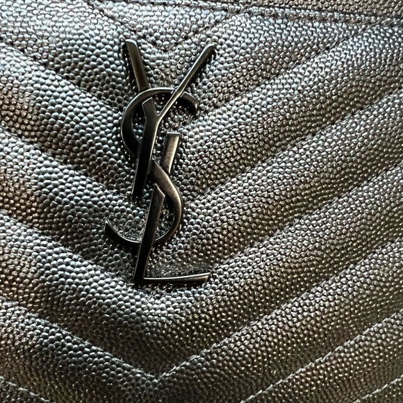 New Yves Saint Laurent black monogram clutch / crossbody - Picture 4 of 13